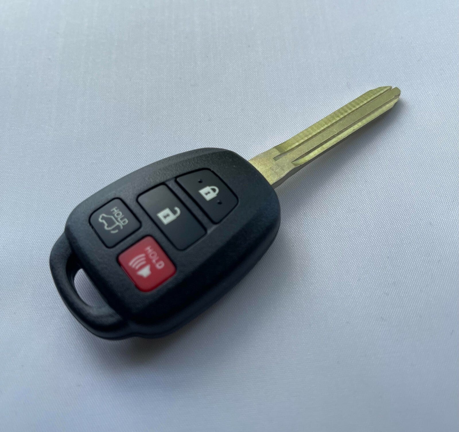 NEW! Toyota 4 button remote head key fob GQ4-52T H Chip RAV4 Highlander