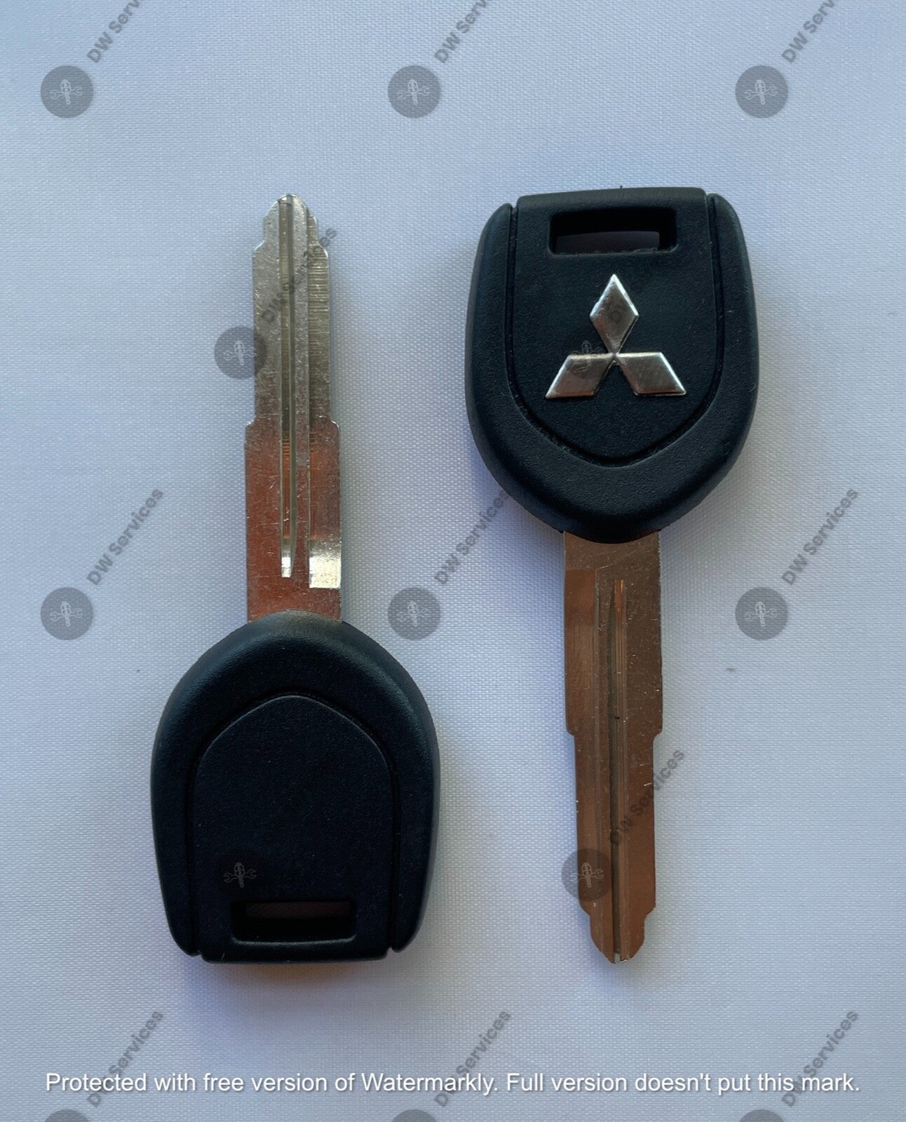 2x NEW! OEM Mitsubishi Transponder Chip 4D61 Ignition Car Key Replacement MIT14