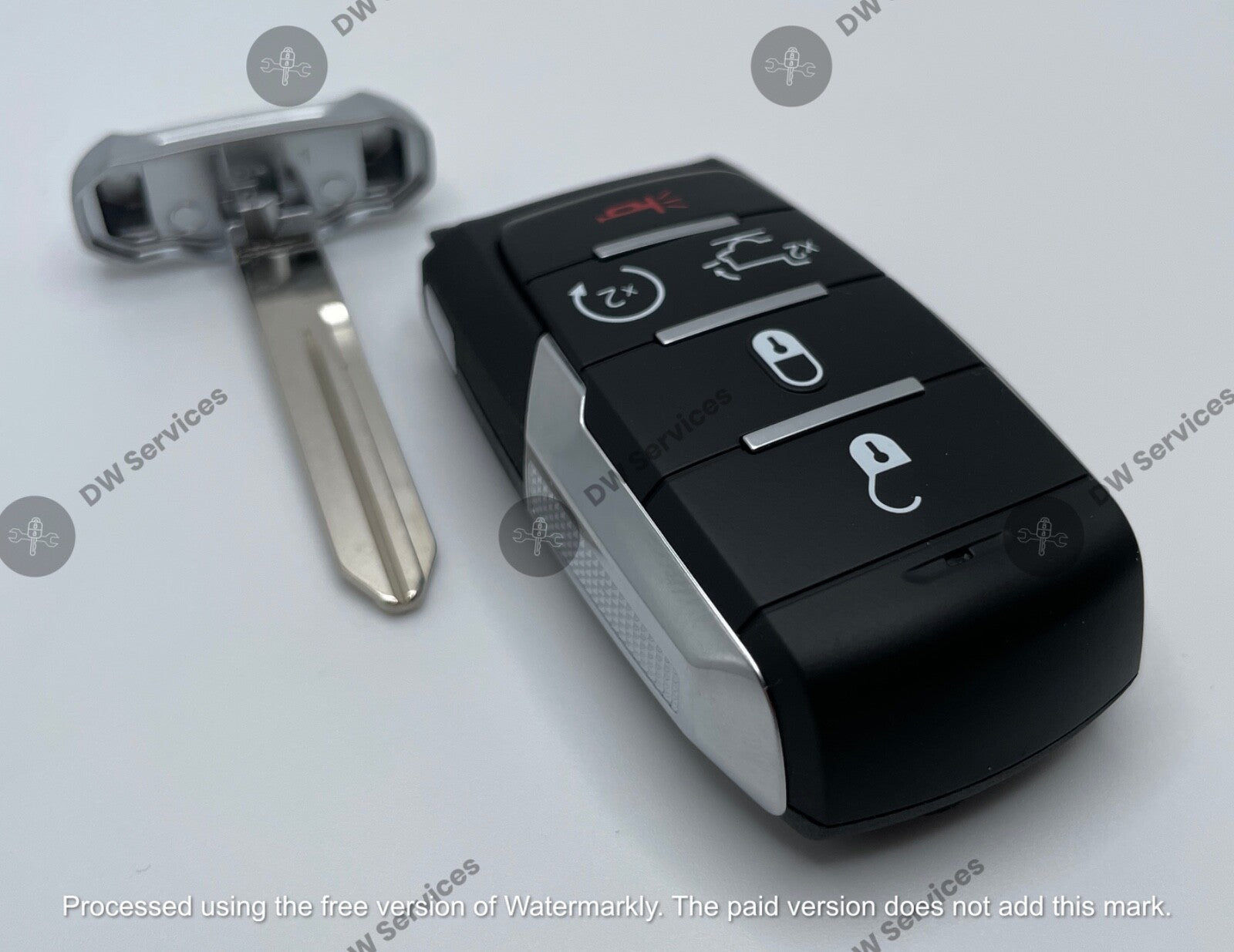 NEW OEM Genuine Dodge RAM 1500 TRX SMART PROXIMITY REMOTE KEY FOB OHT-4882056 TG