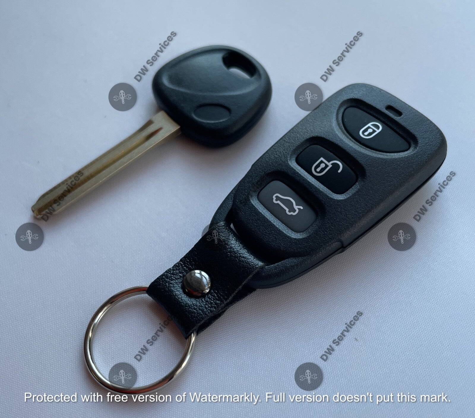 NEW! Hyundai keyless entry remote FOB OSLOKA-310T & Non-Transponder KEY SONATA