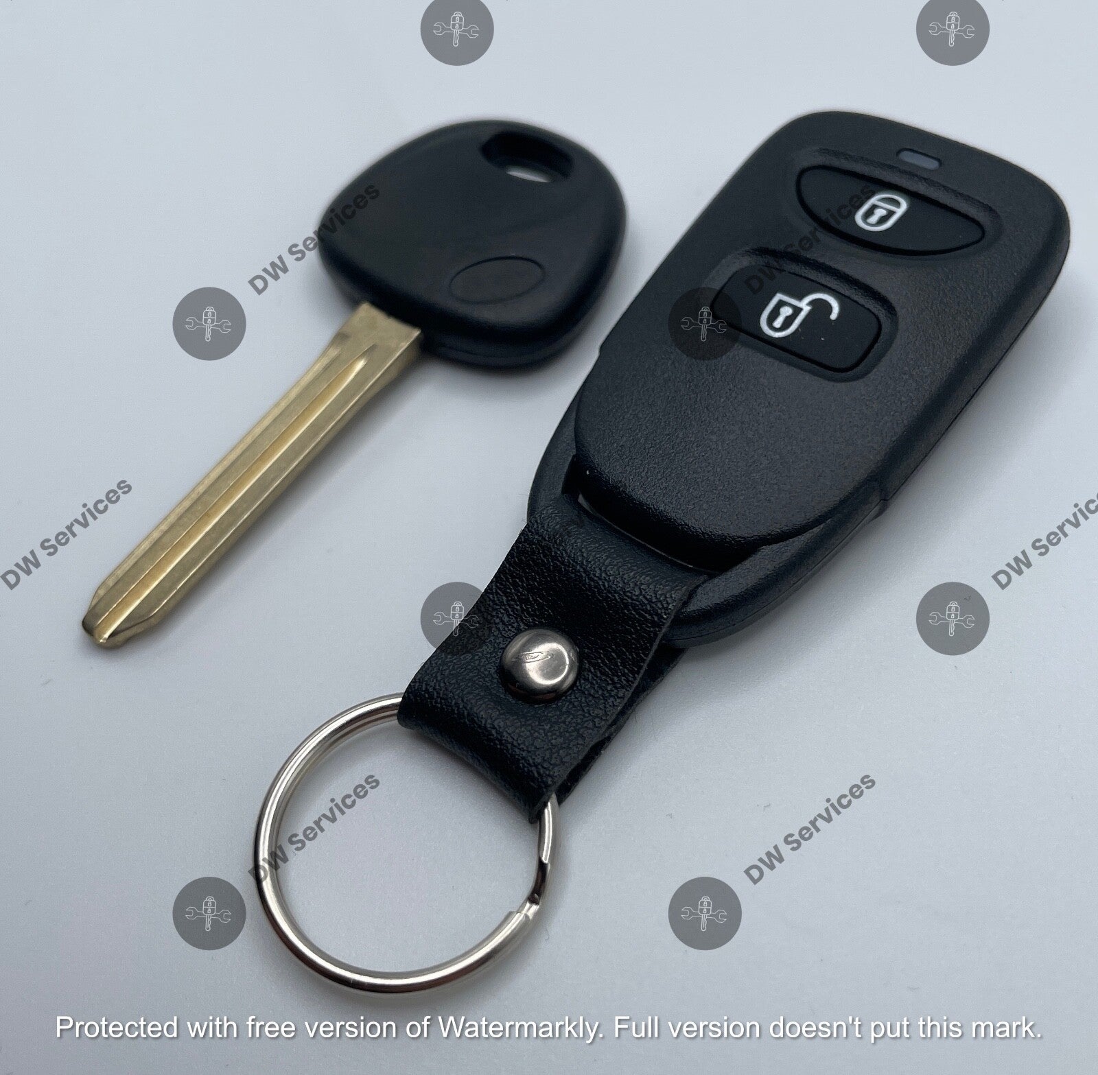 NEW! Hyundai Santa FE keyless entry remote FOB PINHA-T038 & Non-Transponder KEY