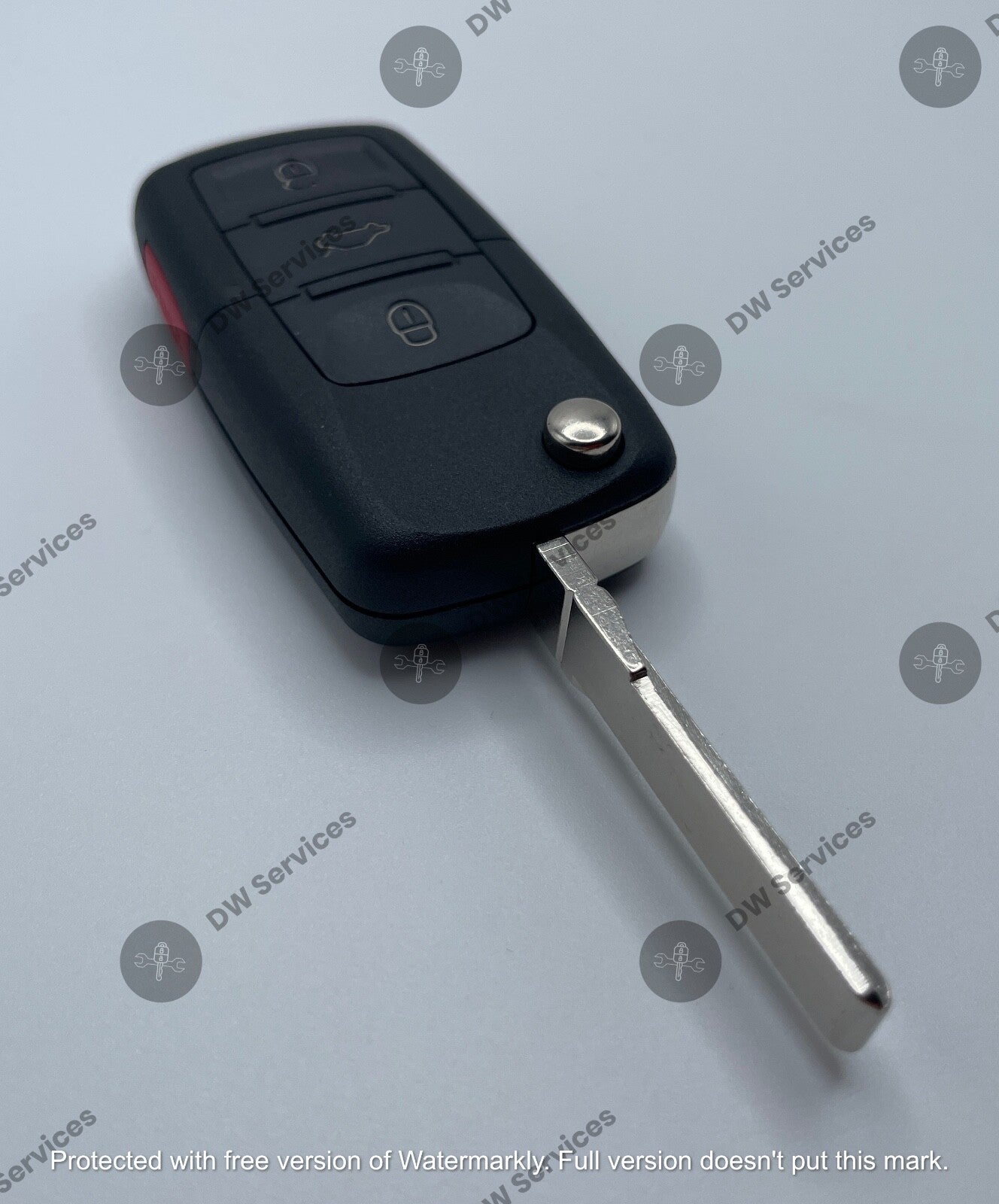 NEW! Volkswagen 4-button flip key remote fob 5K0837202 NBG010180T 48 CAN