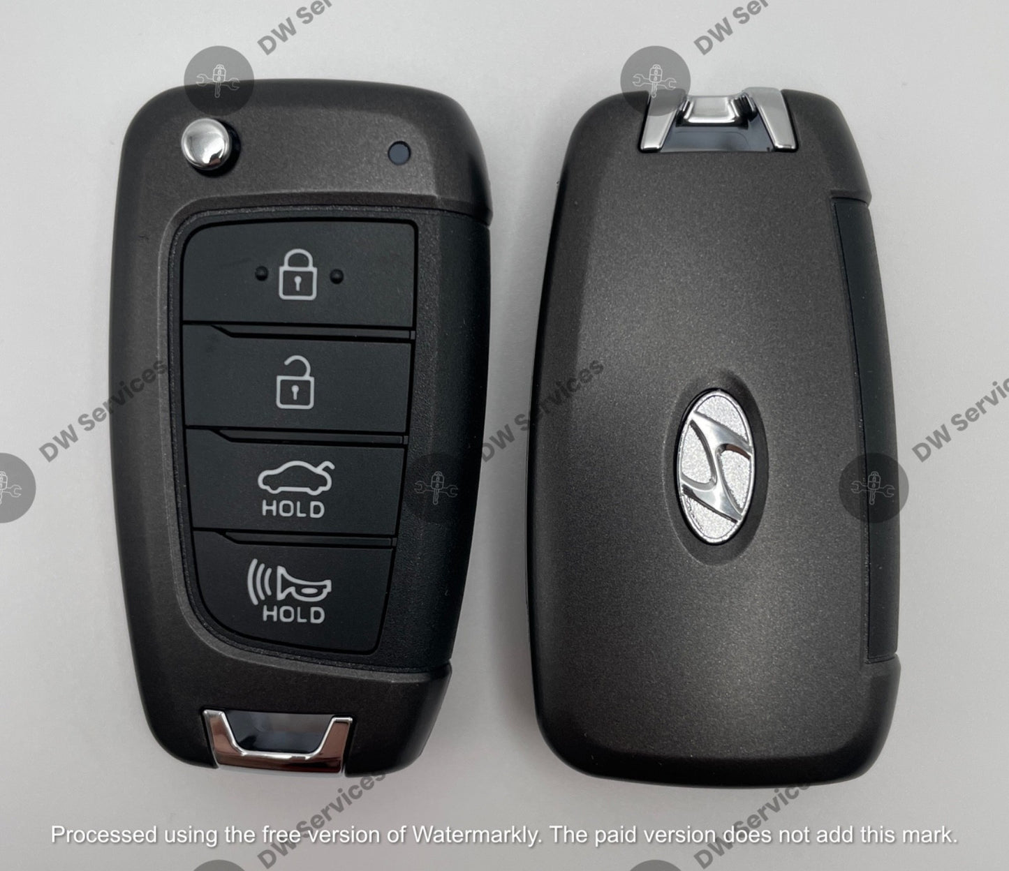NEW! OEM GENUINE Hyundai Accent Flip key remote fob NYOSYEC4TX1707 / 95430-J0700