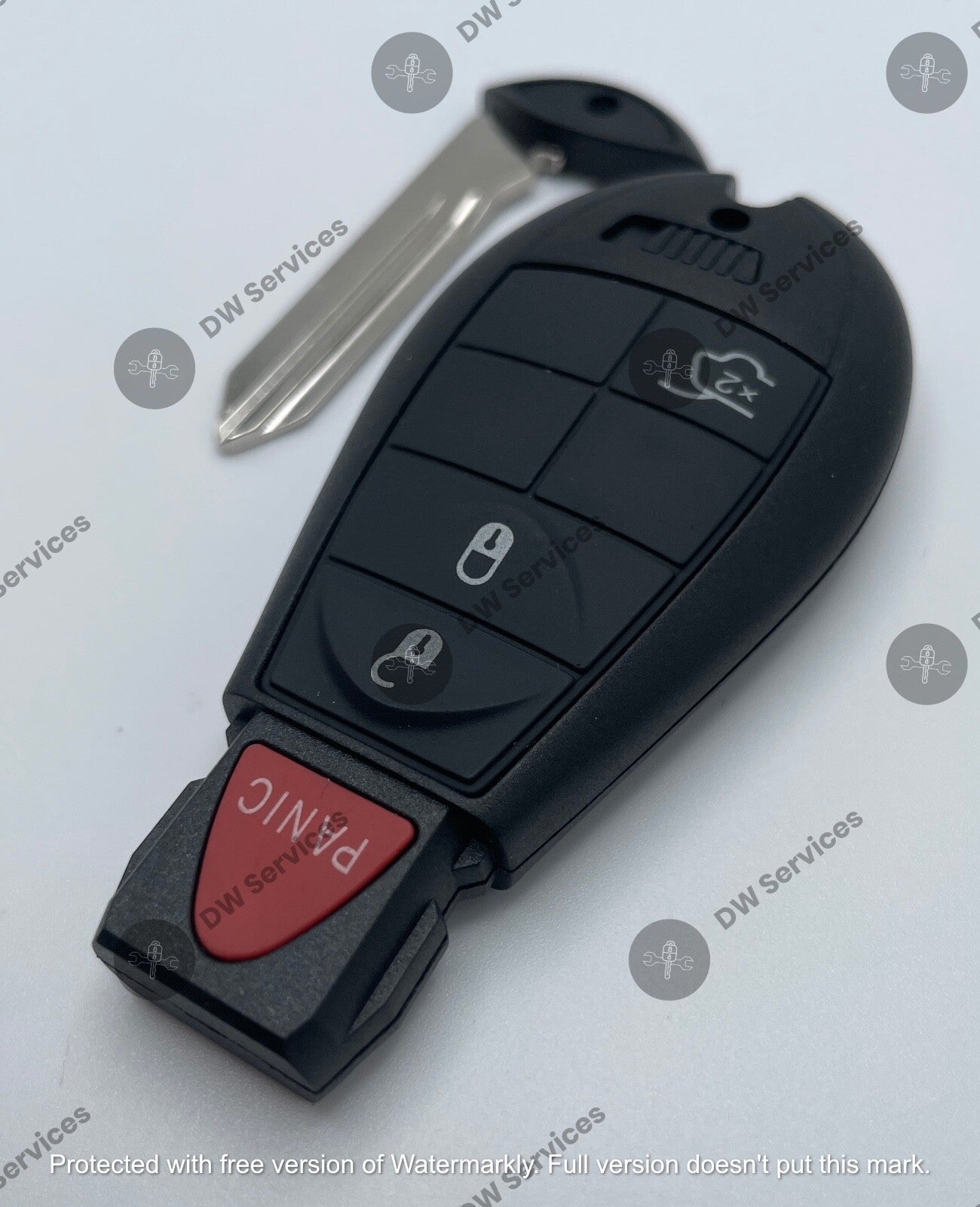 NEW! Jeep Grand Cherokee 2008-2013 remote key fob KEYLESS GO FOBIK PROX IYZ-C01C