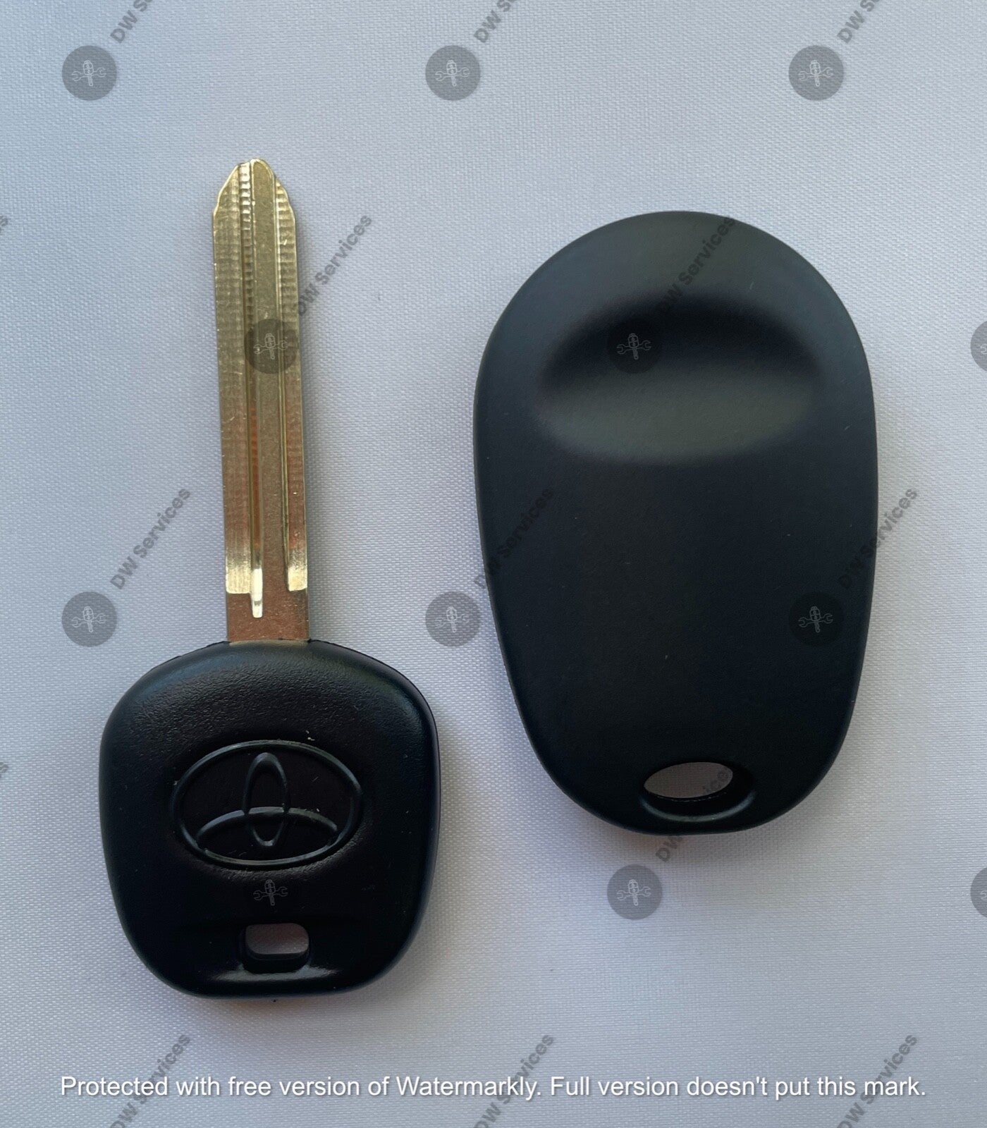 NEW! Toyota SEGUOIA keyless entry remote FOB GQ43VT20T & Transponder KEY 'H'Chip
