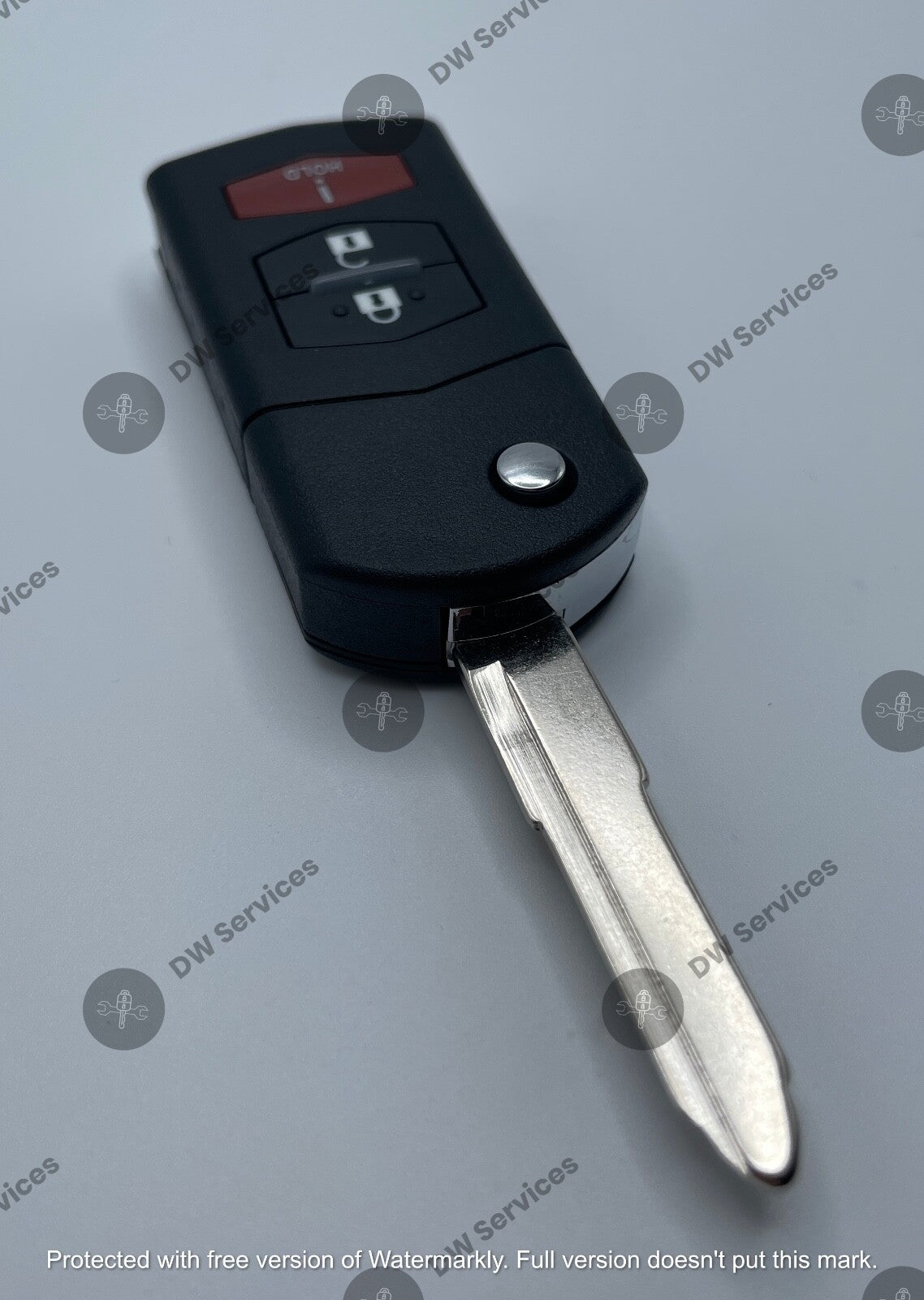NEW! Mazda keyless entry remote flip key BGBX1T478SKE125-01 Fob CX-7 CX-9 5 2 3