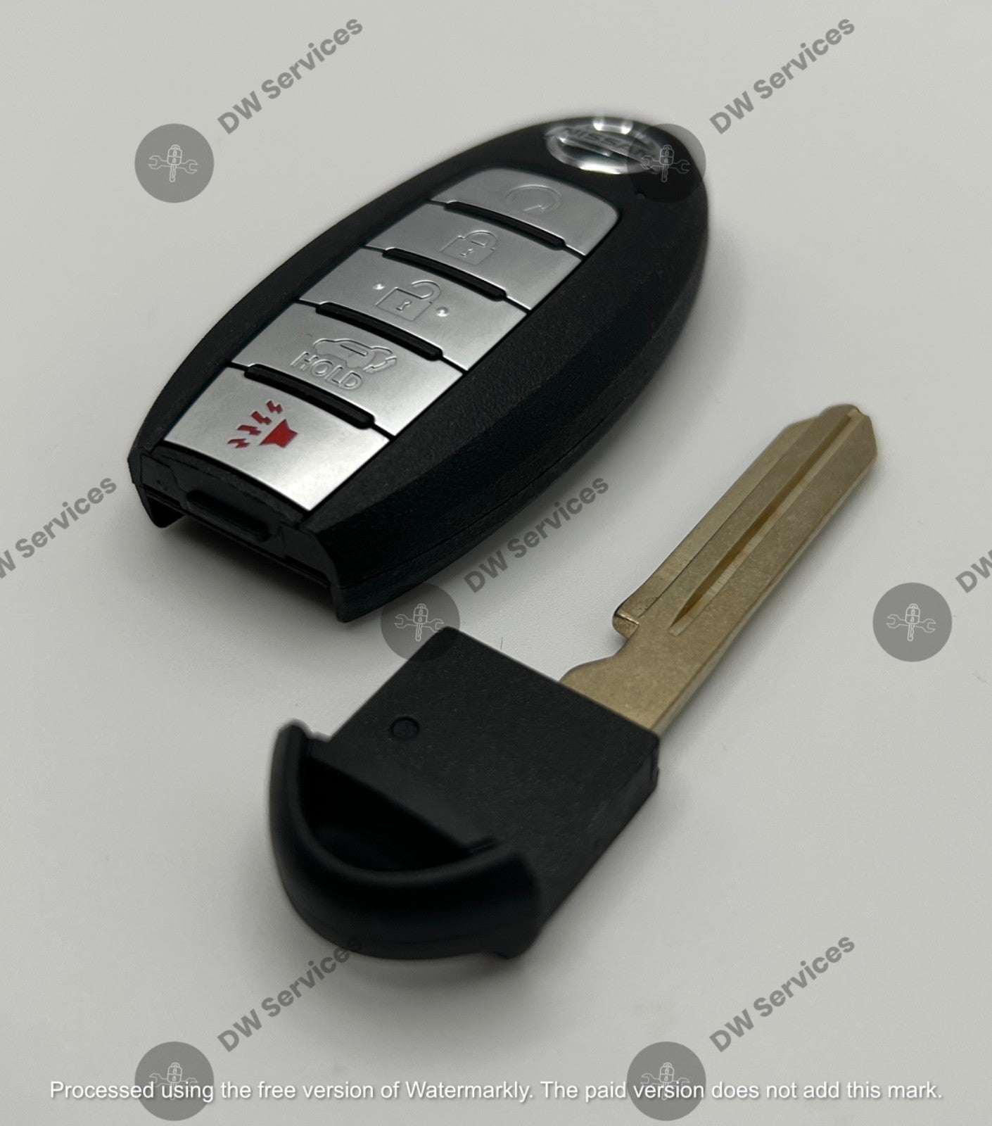 NEW OEM GENUINE Nissan Murano Pathfinder remote SMART key Fob KR5TXN7 S180144905