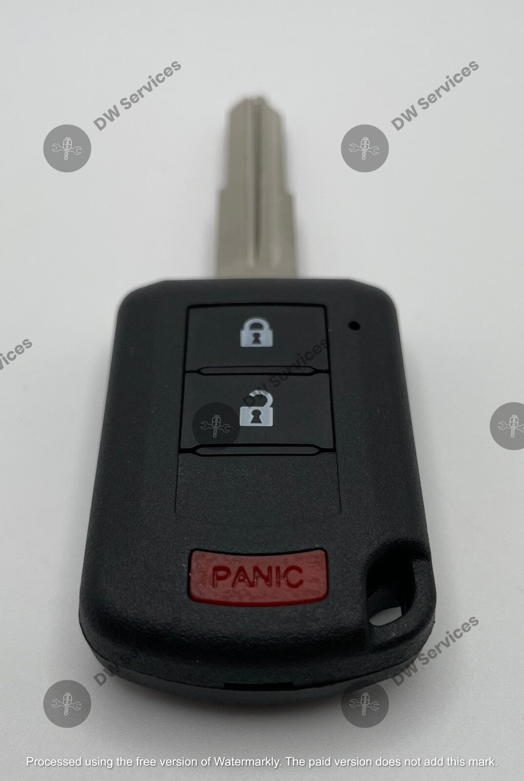NEW! Mitsubishi LANCER / Outlander 3-button remote head key Fob OUCJ166N 6370B94