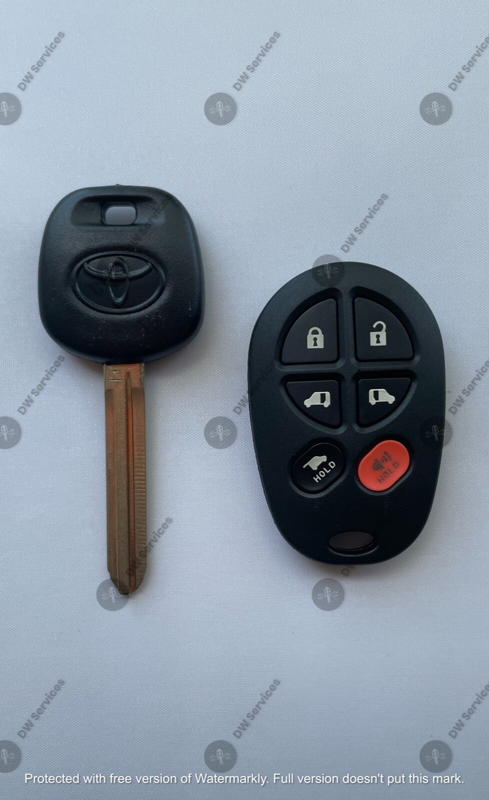 NEW! Toyota SIENNA keyless remote FOB GQ43VT20T & Transponder KEY 'H' Chip HATCH