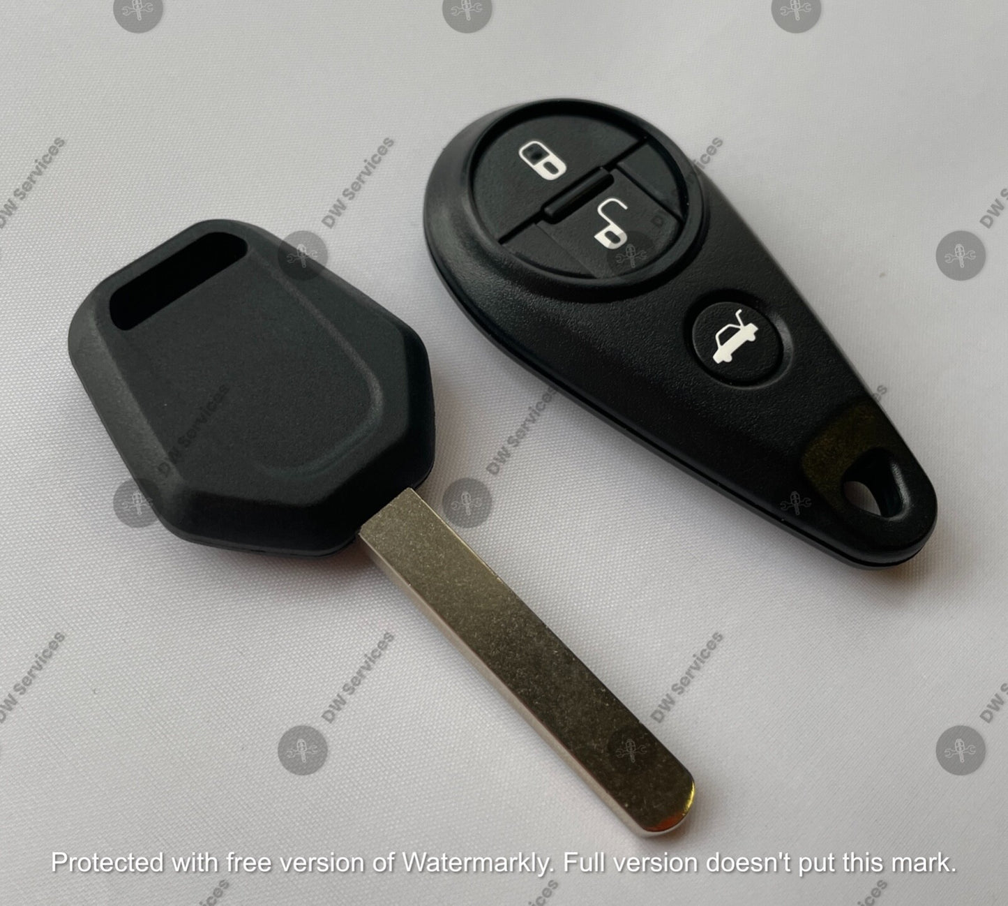 NEW! Subaru keyless entry remote FOB CWTWB1U819 &Transponder Chip 4D60 KEY