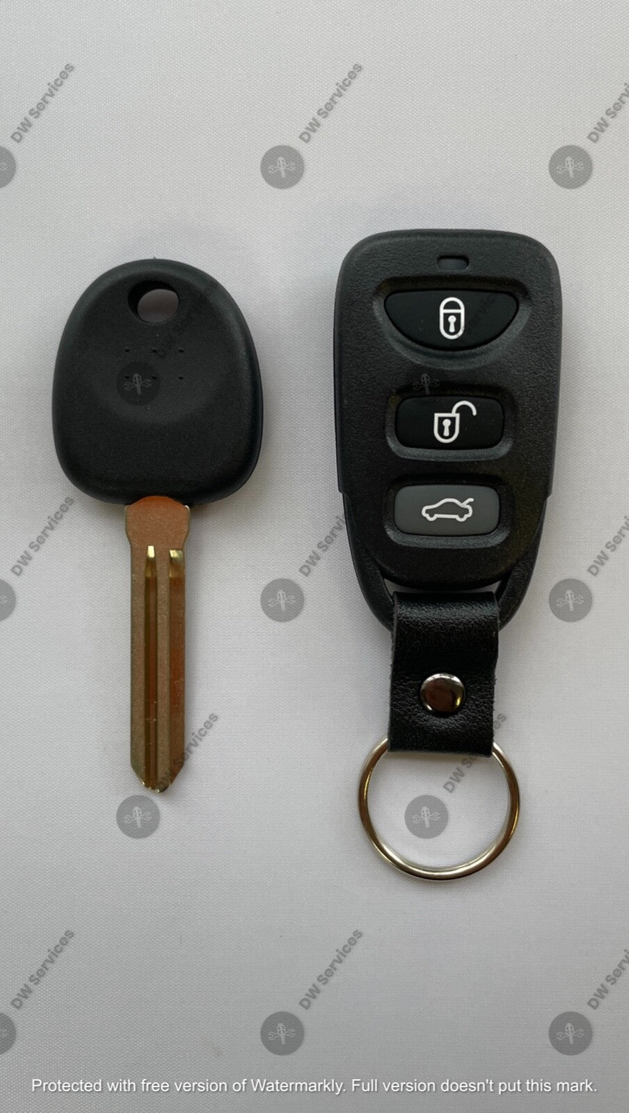 NEW! Hyundai keyless entry remote FOB OSLOKA-310T  & Non-Transponder KEY ELANTRA