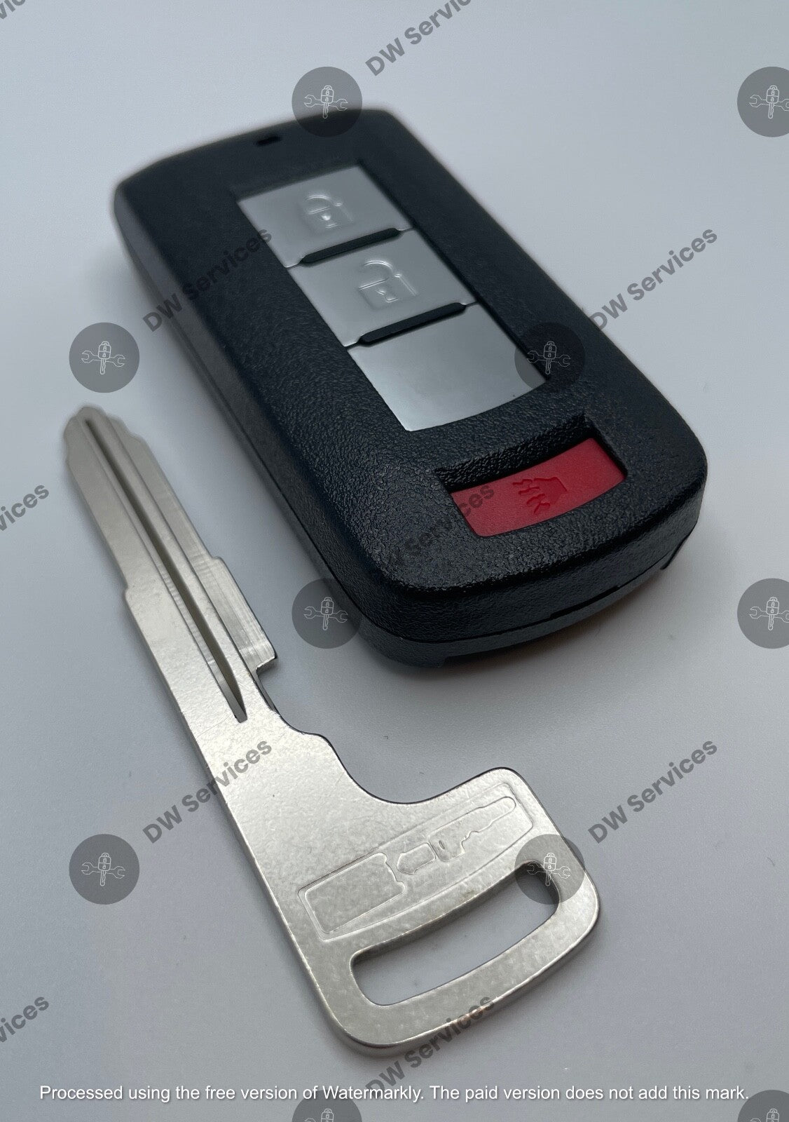 NEW! Mitsubishi Mirage 13-20 keyless entry Proximity Smart Key OUC003M 8637B153