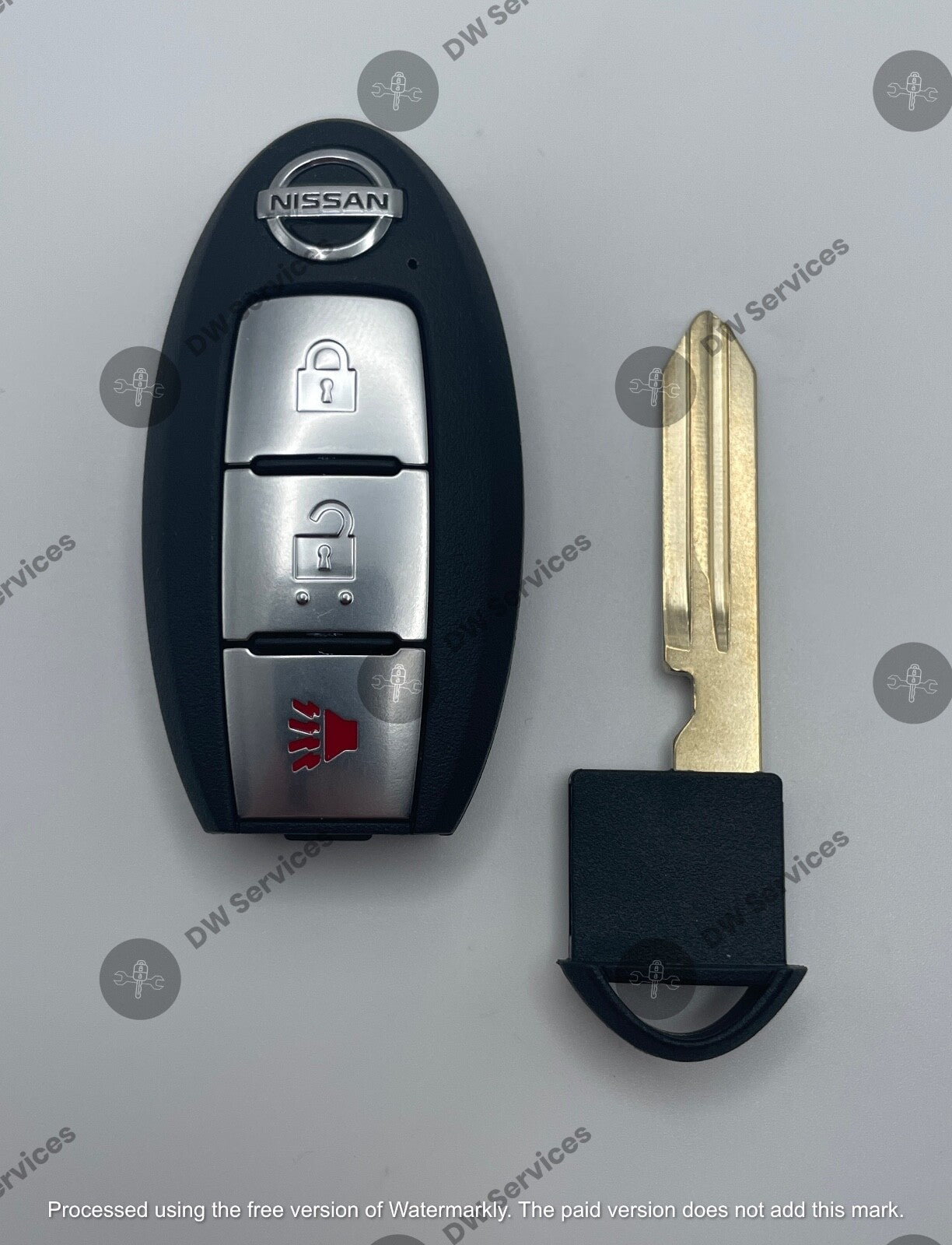 NEW! Nissan Kicks / Rogue 3-button Proximity remote SMART key KR5TXN1 S180144502