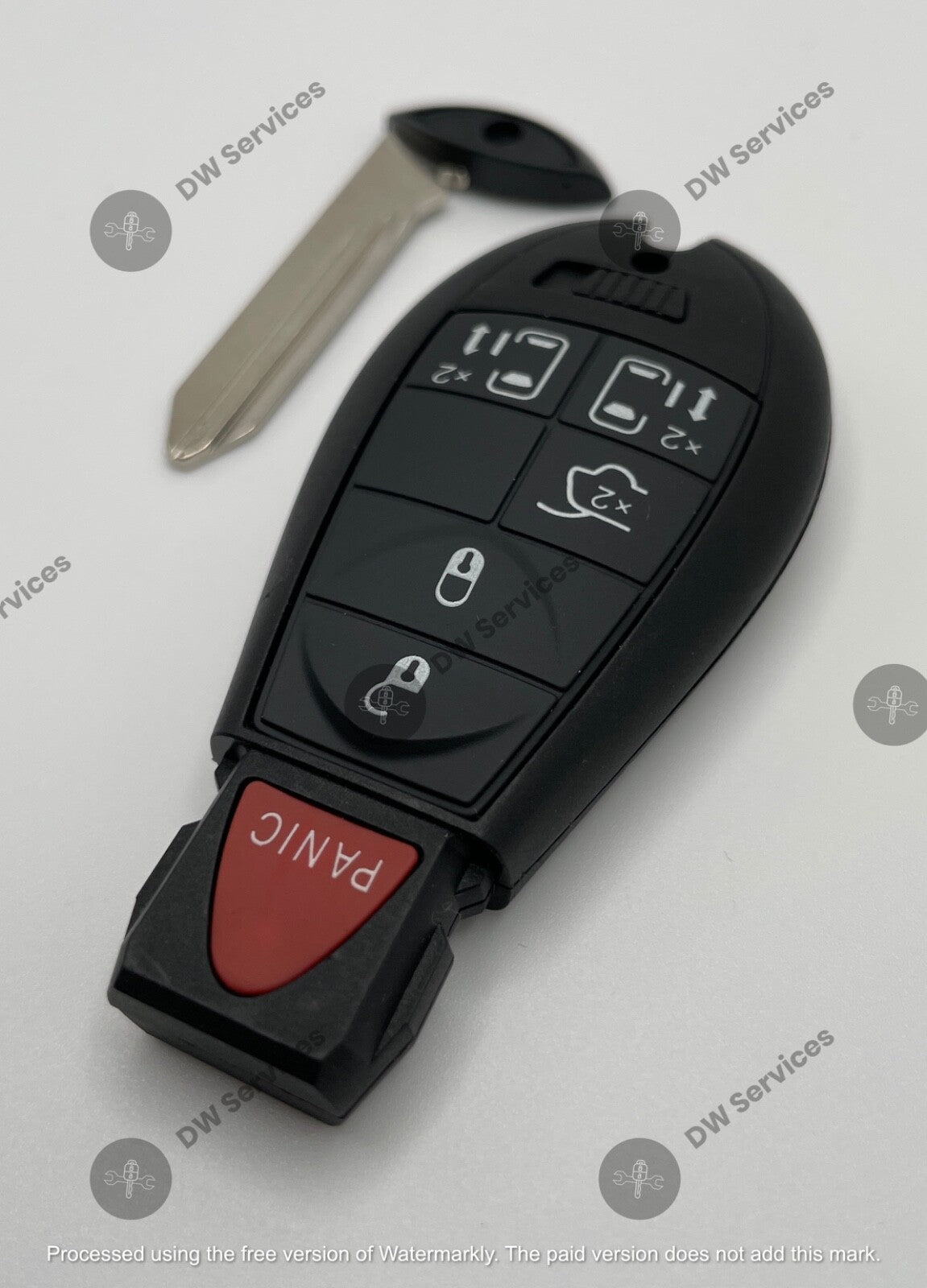 NEW! OEM Genuine Volkswagen ROUTAN keyless entry remote key fob FOBIK IYZ-C01C