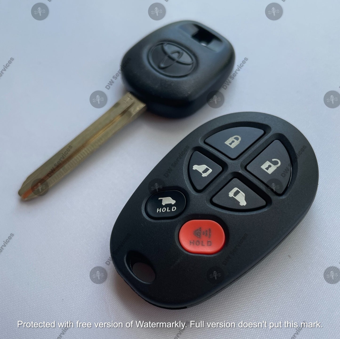 NEW! Toyota SIENNA keyless remote FOB GQ43VT20T & Transponder KEY 'H' Chip HATCH