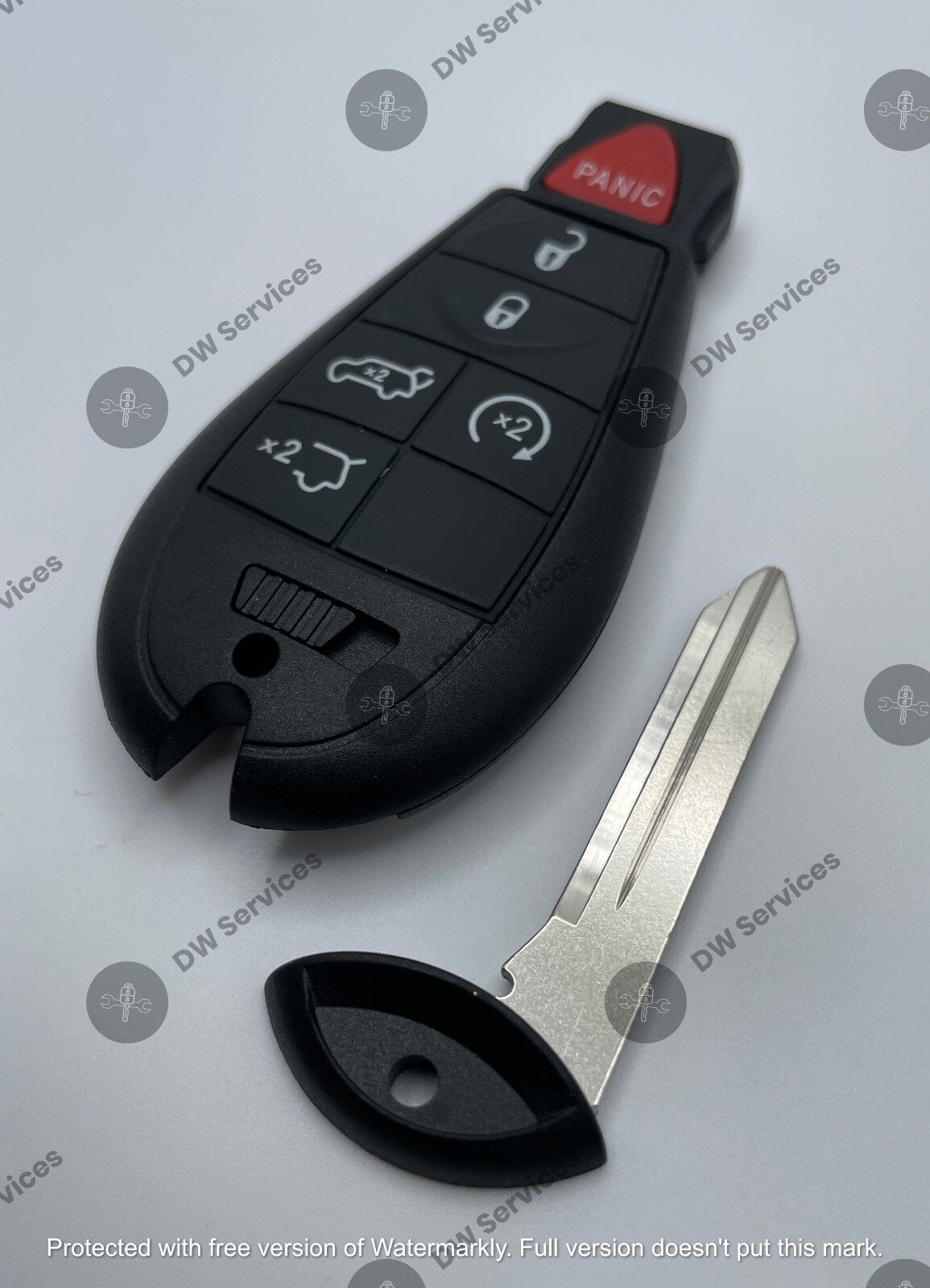 NEW! Jeep Grand Cherokee 2009 - 2013 key remote KEYLESS GO FOBIK PROX IYZ-C01C