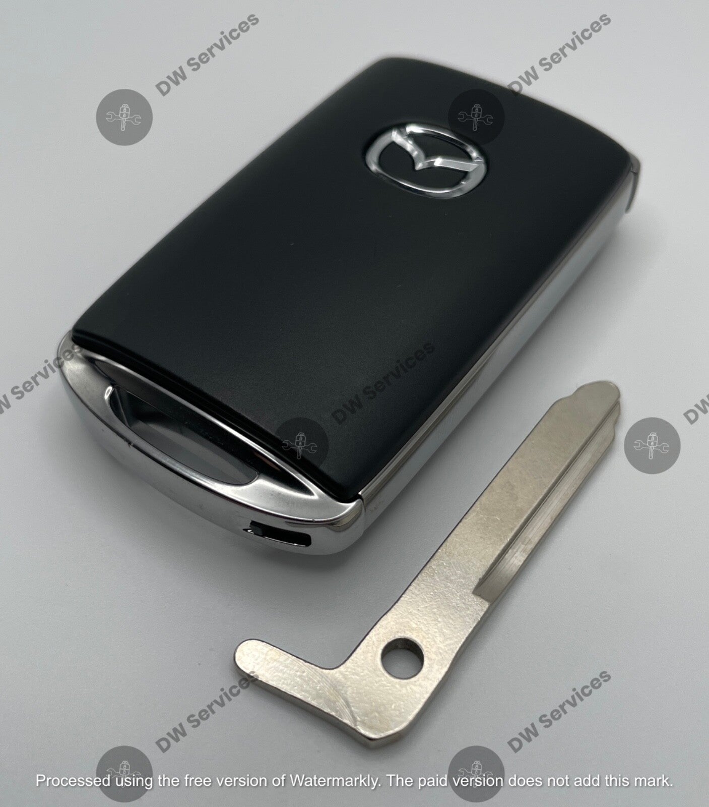 NEW! OEM GENUINE Mazda CX-3 / CX-5 / CX-9 Prox remote SMART key Fob WAZSKE13D03