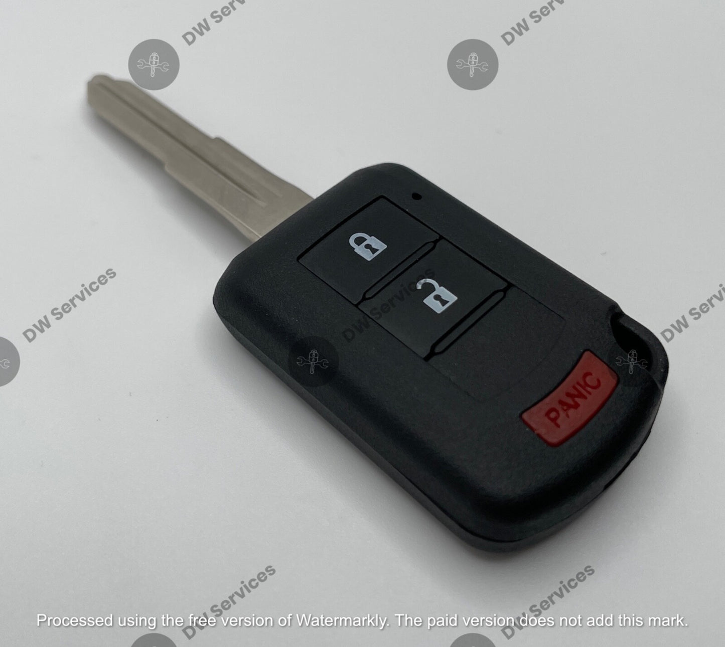 NEW! Mitsubishi LANCER / Outlander 3-button remote head key Fob OUCJ166N 6370B94