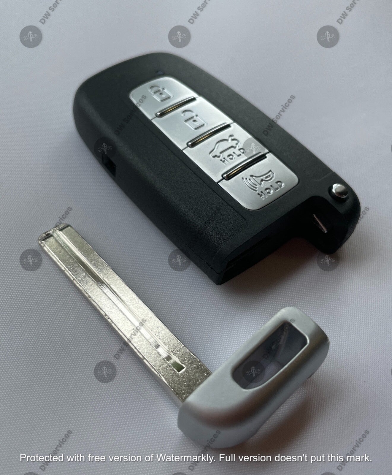 NEW! KIA 4 button Smart keyless PROX entry remote fob SY5HMFNA04 HY22 Blade