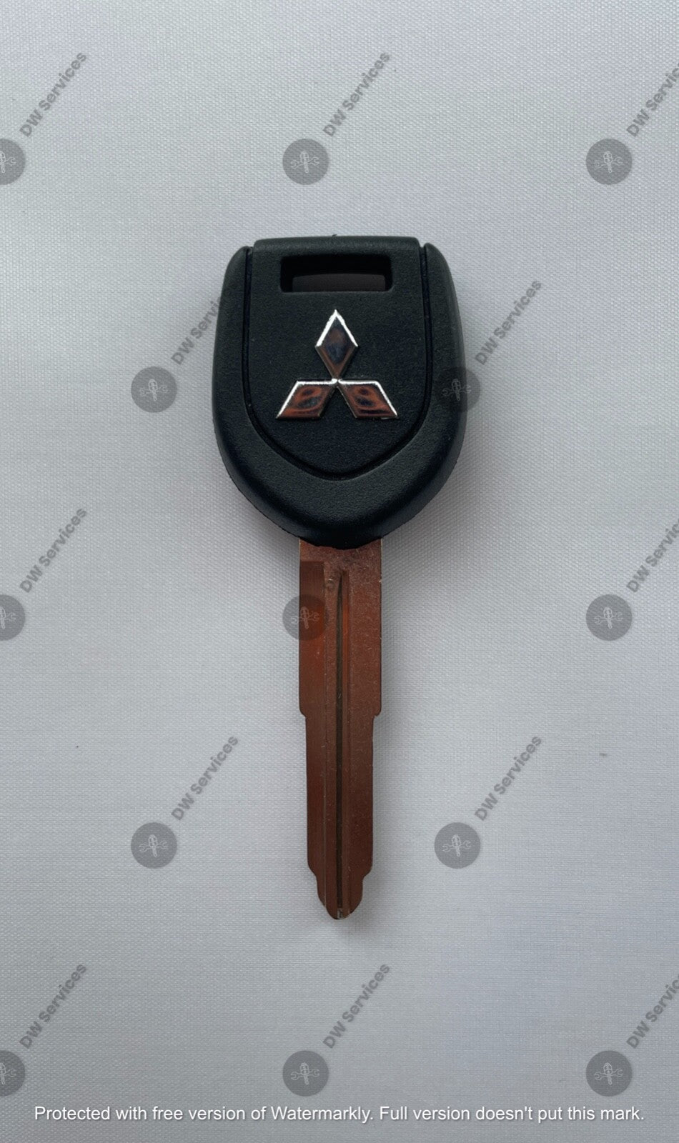 NEW! OEM Mitsubishi Transponder Chip 46 Ignition Car Key Replacement MIT17