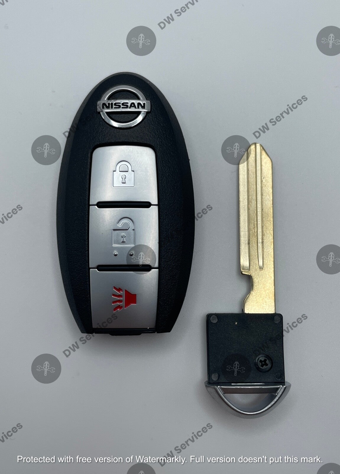 NEW! Nissan 3-button Proximity remote SMART key CWTWBU729 TWIST IGNITION
