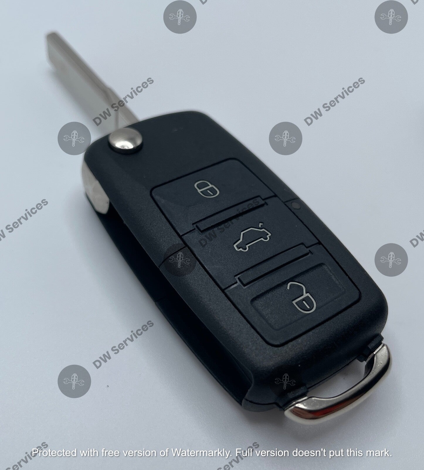 NEW! Volkswagen 4 button flip key remote fob NBG735868T / 1J0959753AM/DC Jetta G