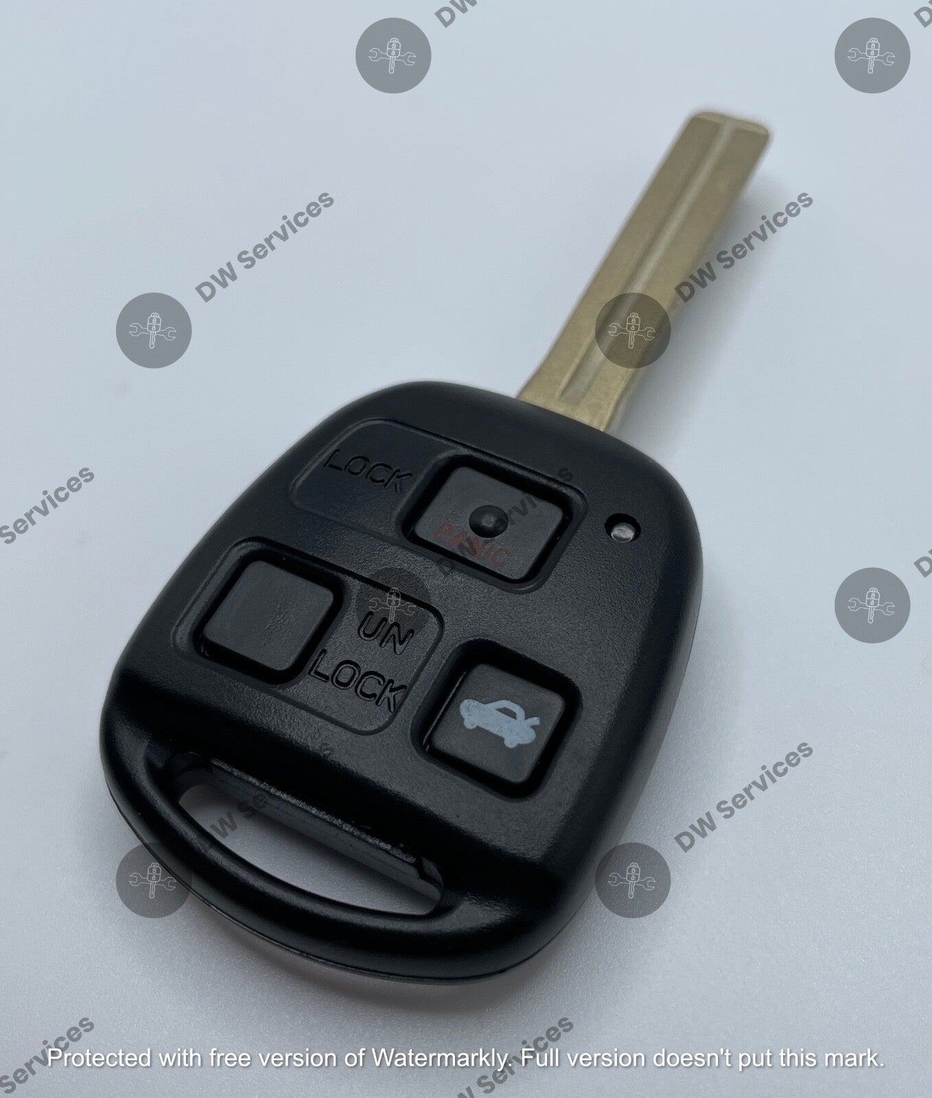 NEW! Lexus 3-button remote head key fob HYQ1512V - 4C ES/GS/IS 300  GS/LS 400