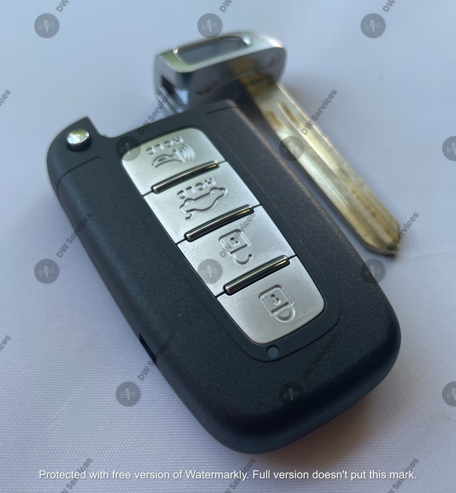 NEW! KIA 4 button Smart keyless PROX entry remote fob SY5HMFNA04 Forte Sportage