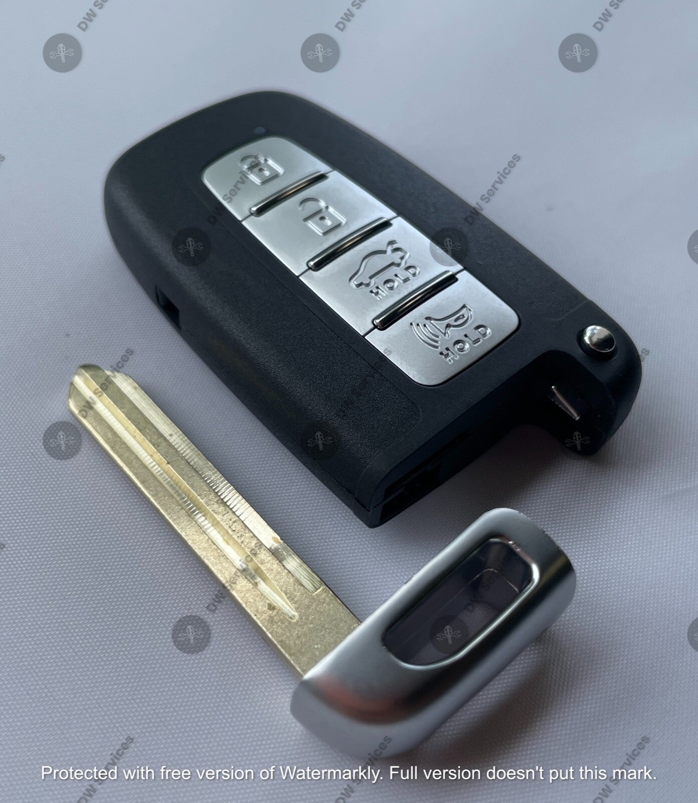NEW! Hyundai 4 button Smart keyless PROX entry remote fob SY5HMFNA04 Elantra Gen